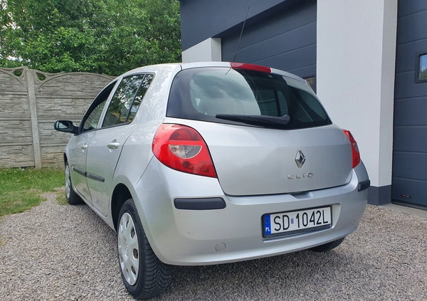 Renault Clio cena 14700 przebieg: 126000, rok produkcji 2009 z Myszków małe 92